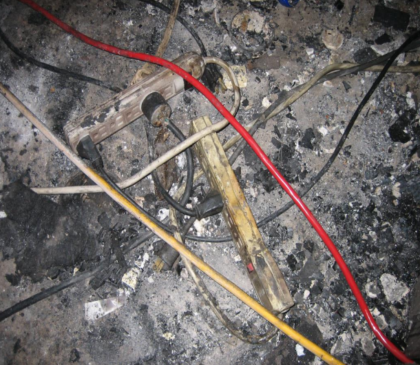 Spot The Safety Violation Don’t Daisy Chain Extension Cords OHS Insider